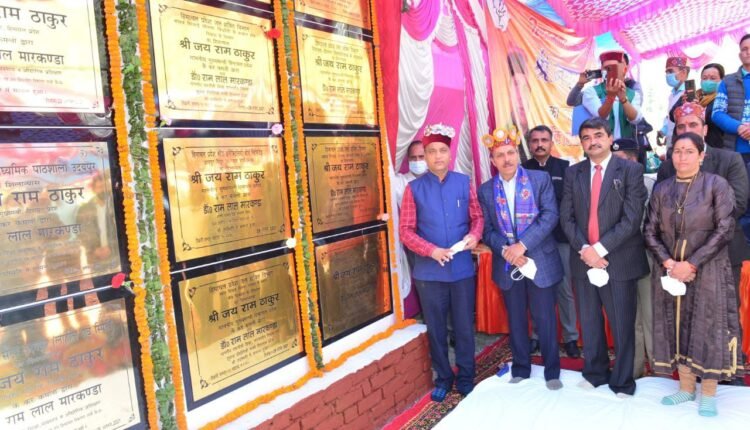 सीएम ने लाहौल को दी 66 करोड़ 44 लाख रुपए की सौगात